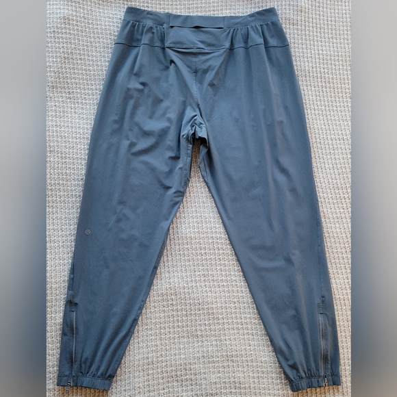 LULULEMON XL - Picture 12 of 16